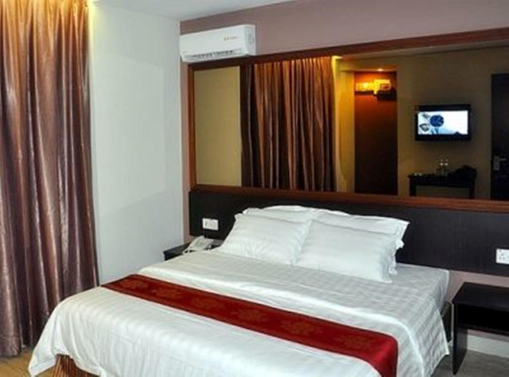 קוטה קינבלו Goldenhill Hotel חדר תמונה