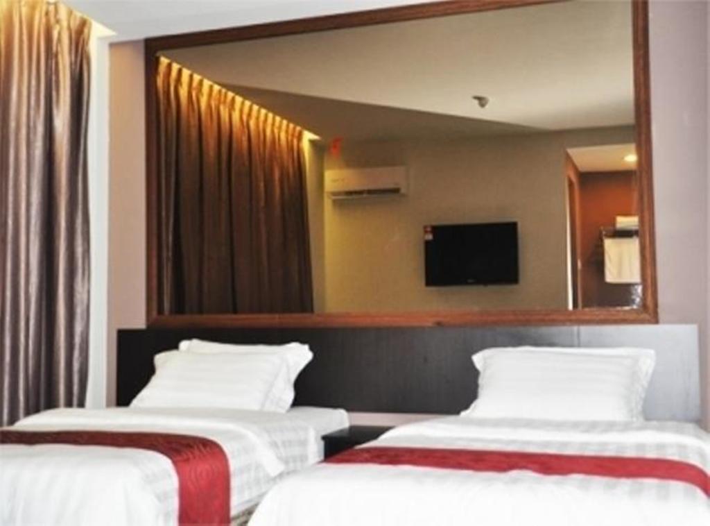קוטה קינבלו Goldenhill Hotel חדר תמונה