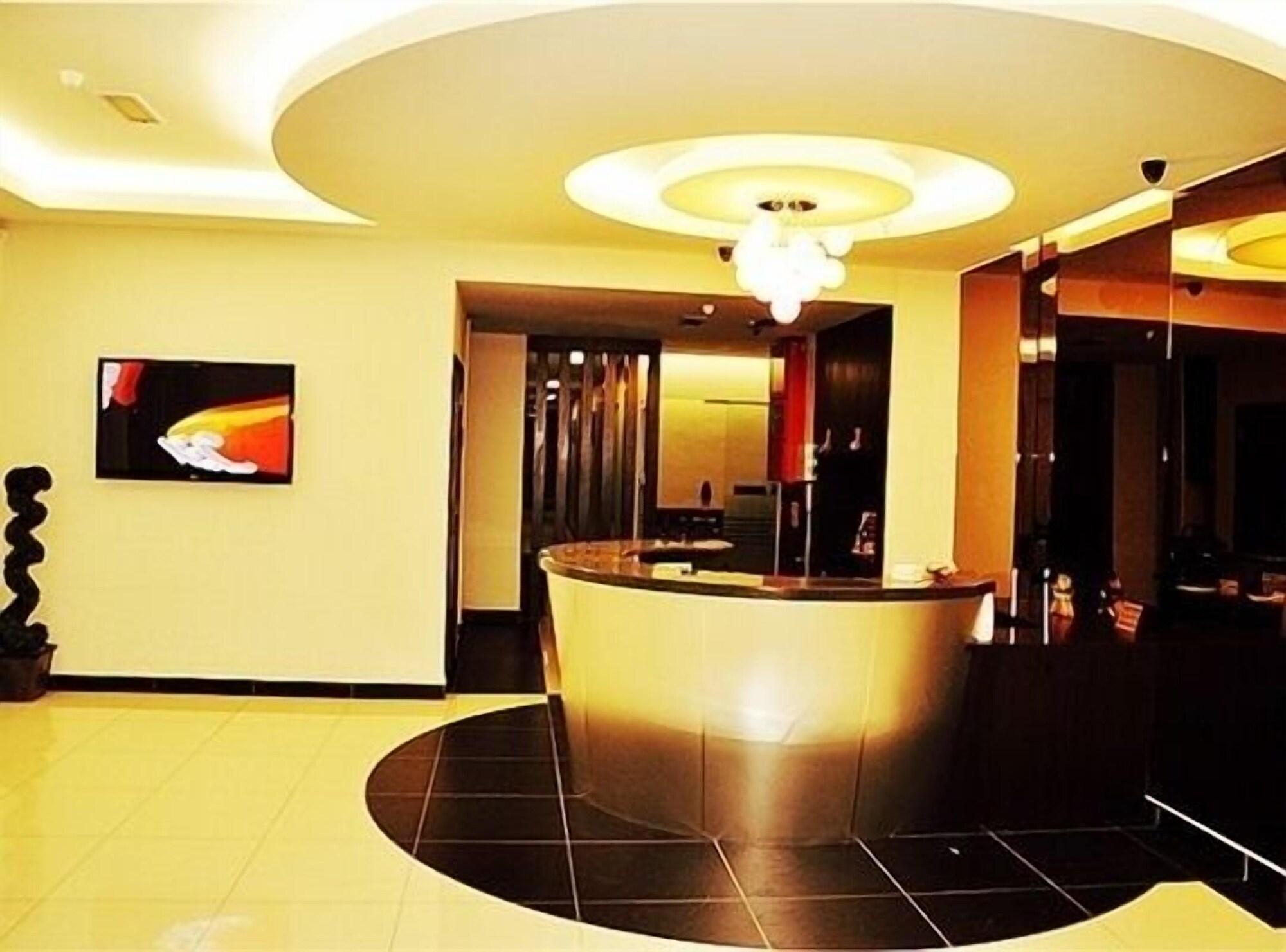 קוטה קינבלו Goldenhill Hotel מראה חיצוני תמונה