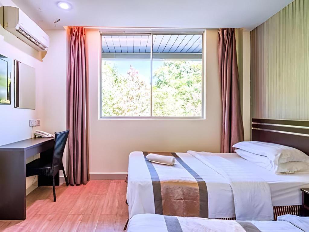 קוטה קינבלו Goldenhill Hotel מראה חיצוני תמונה