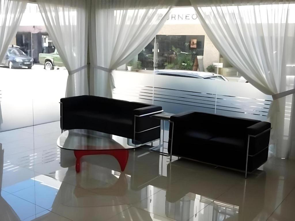 קוטה קינבלו Goldenhill Hotel מראה חיצוני תמונה