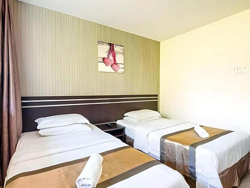 קוטה קינבלו Goldenhill Hotel מראה חיצוני תמונה