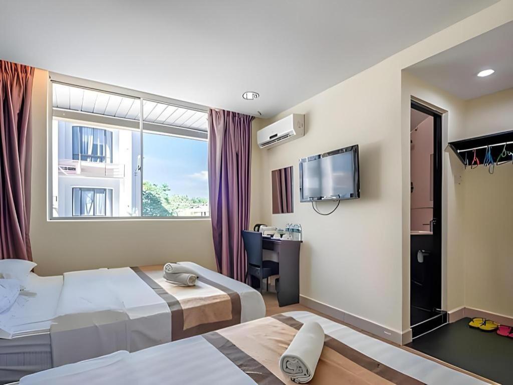 קוטה קינבלו Goldenhill Hotel מראה חיצוני תמונה
