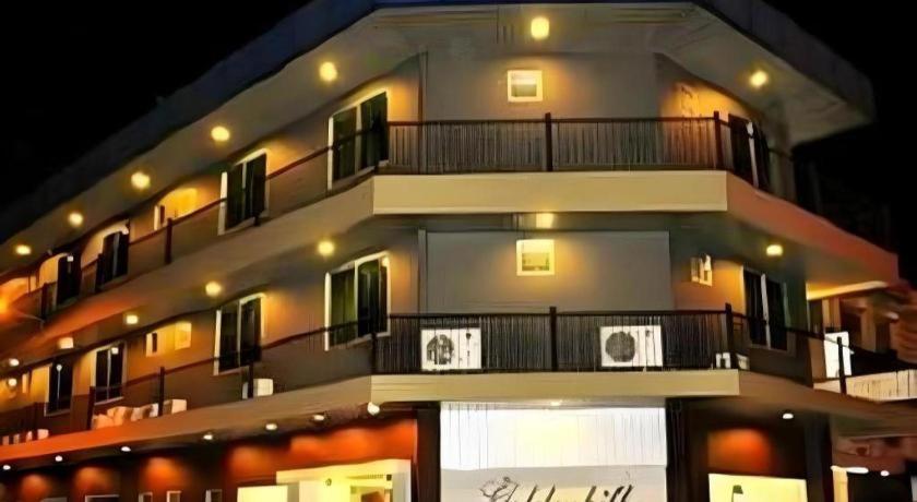 קוטה קינבלו Goldenhill Hotel מראה חיצוני תמונה