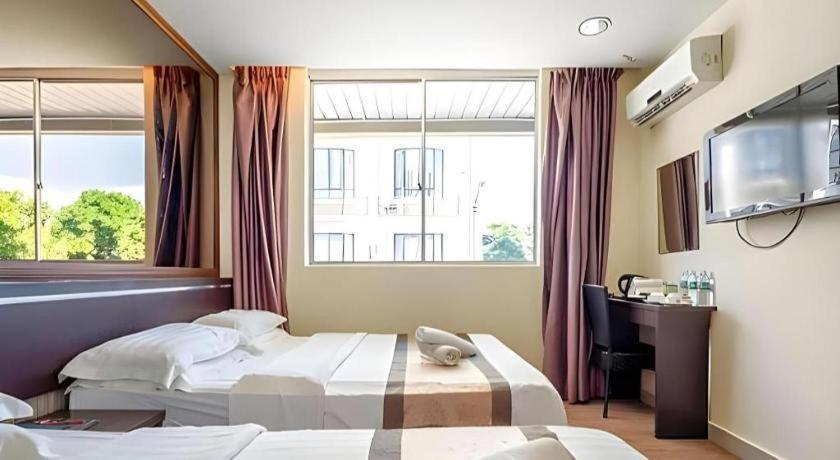 קוטה קינבלו Goldenhill Hotel מראה חיצוני תמונה
