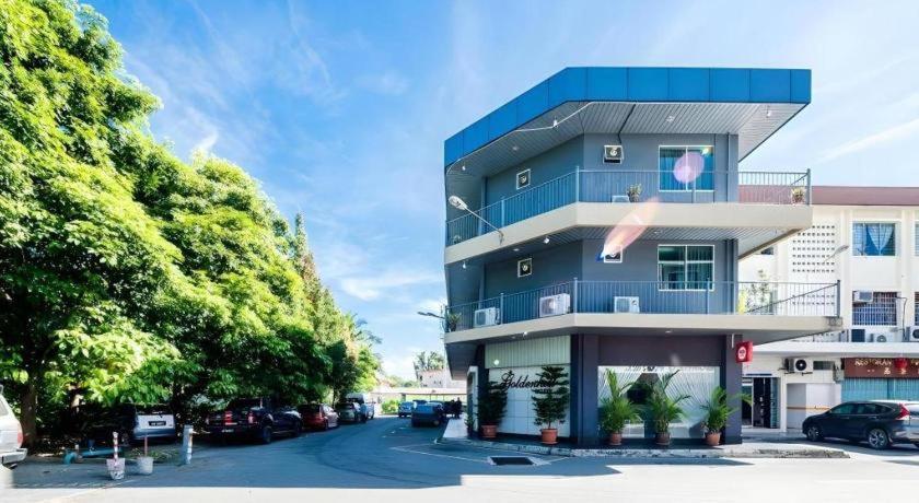 קוטה קינבלו Goldenhill Hotel מראה חיצוני תמונה