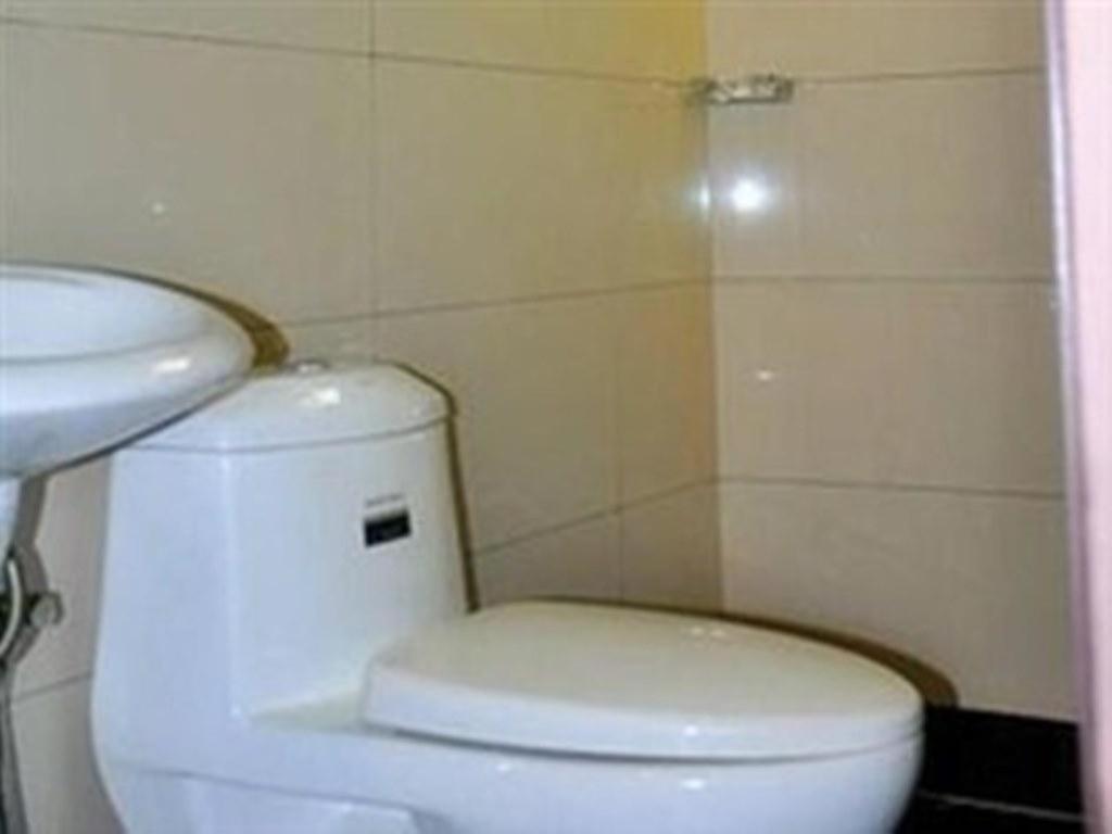 קוטה קינבלו Goldenhill Hotel מראה חיצוני תמונה