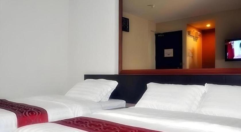 קוטה קינבלו Goldenhill Hotel מראה חיצוני תמונה