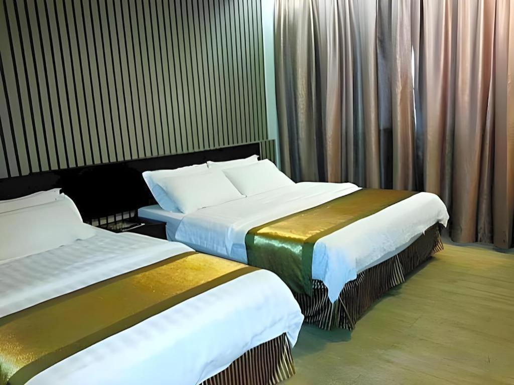 קוטה קינבלו Goldenhill Hotel מראה חיצוני תמונה