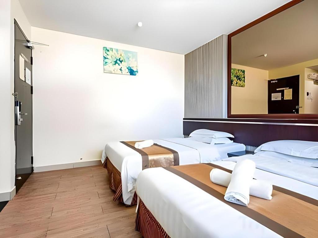 קוטה קינבלו Goldenhill Hotel מראה חיצוני תמונה